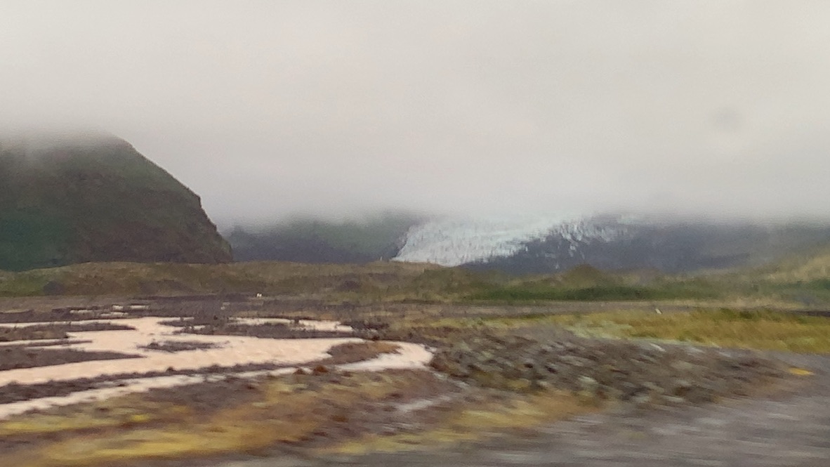 1418937E-2DFA-4E76-B684-5B22B9119187_1_105_c