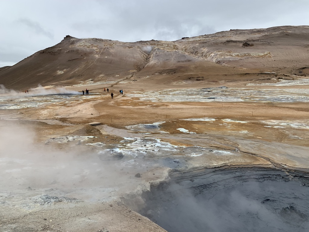 C54C46DA-ACFF-41C6-90CE-022C6B458653_1_105_c